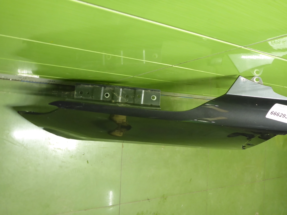 Крыло переднее левое