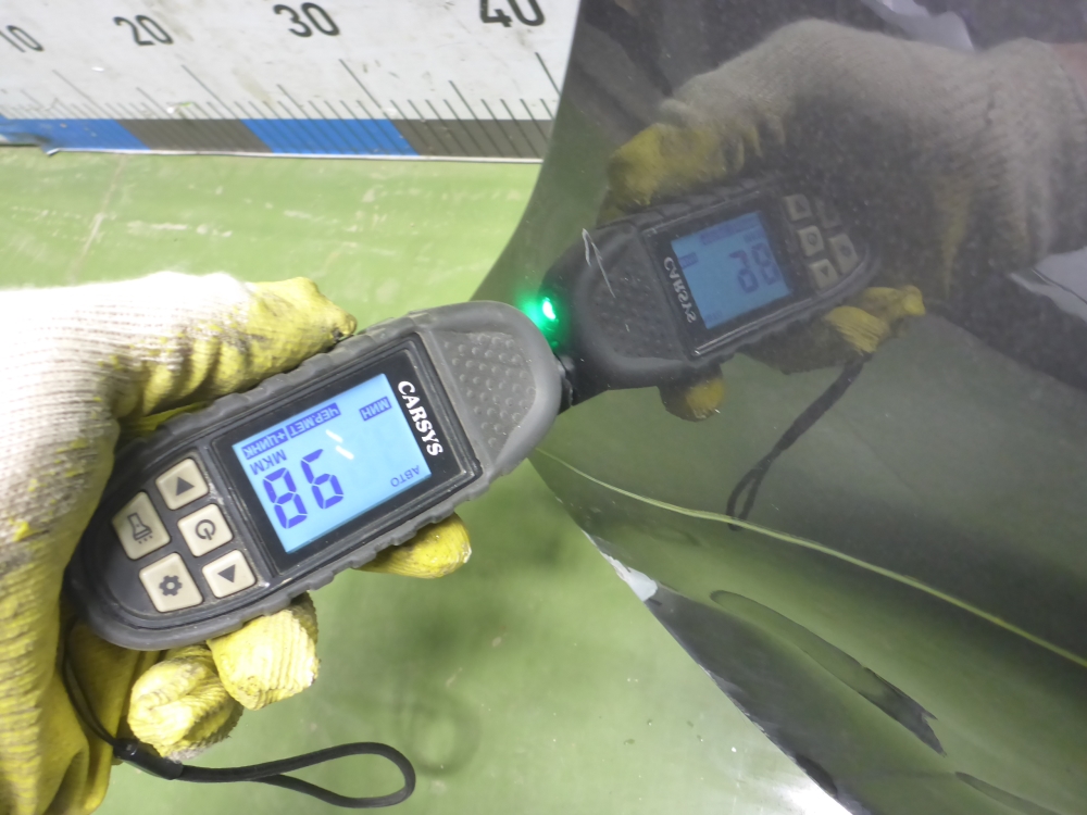 Крыло переднее левое