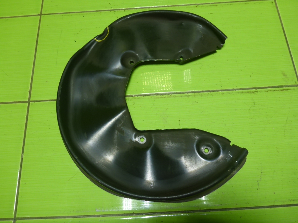 Щит опорный задний правый