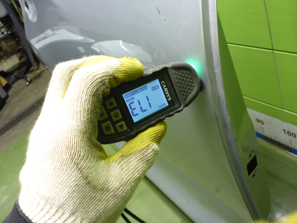 Дверь задняя правая