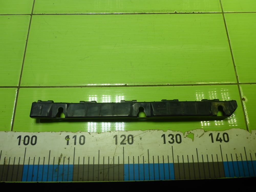 Кронштейн заднего бампера левый