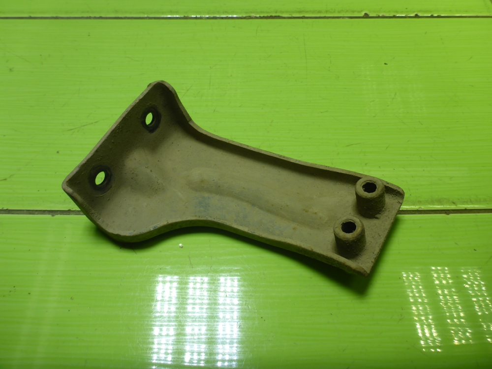 Кронштейн (сопут. товар)