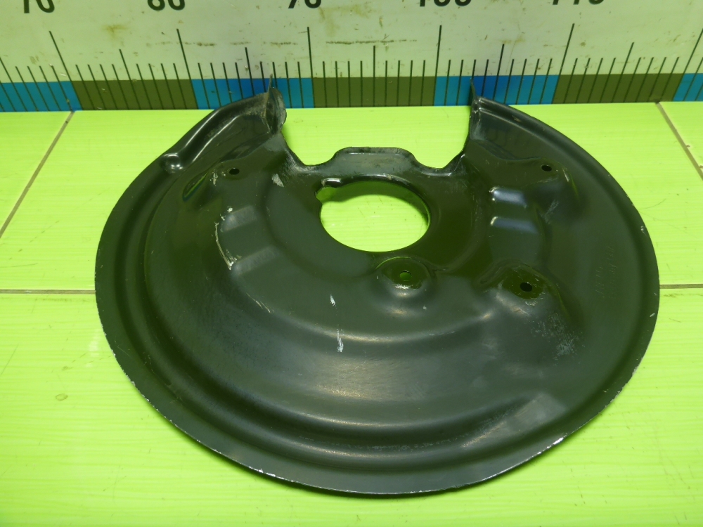 Щит опорный задний левый