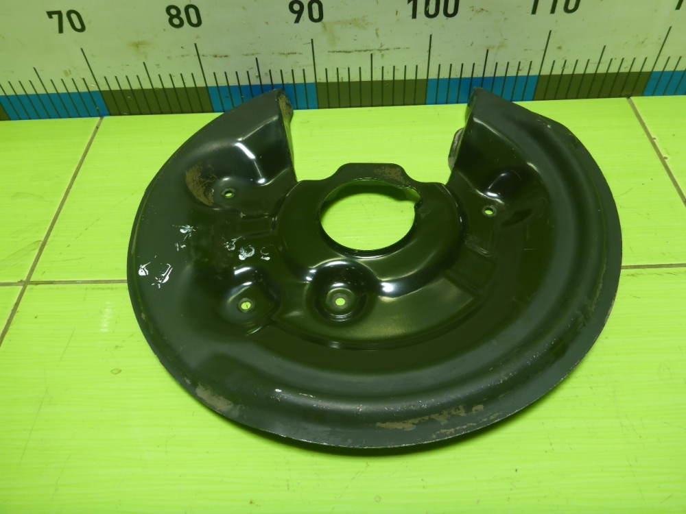 Щит опорный задний левый