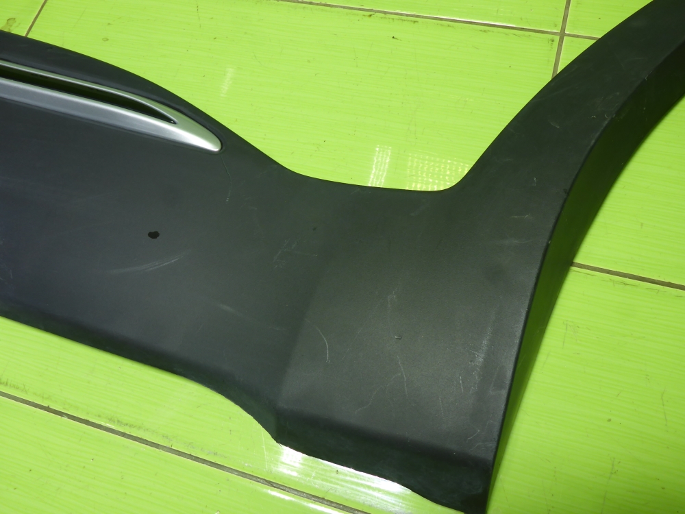 Накладка двери задней левой