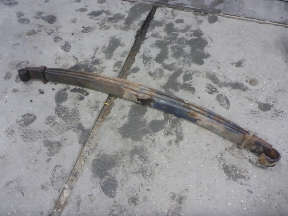 Рессора передняя