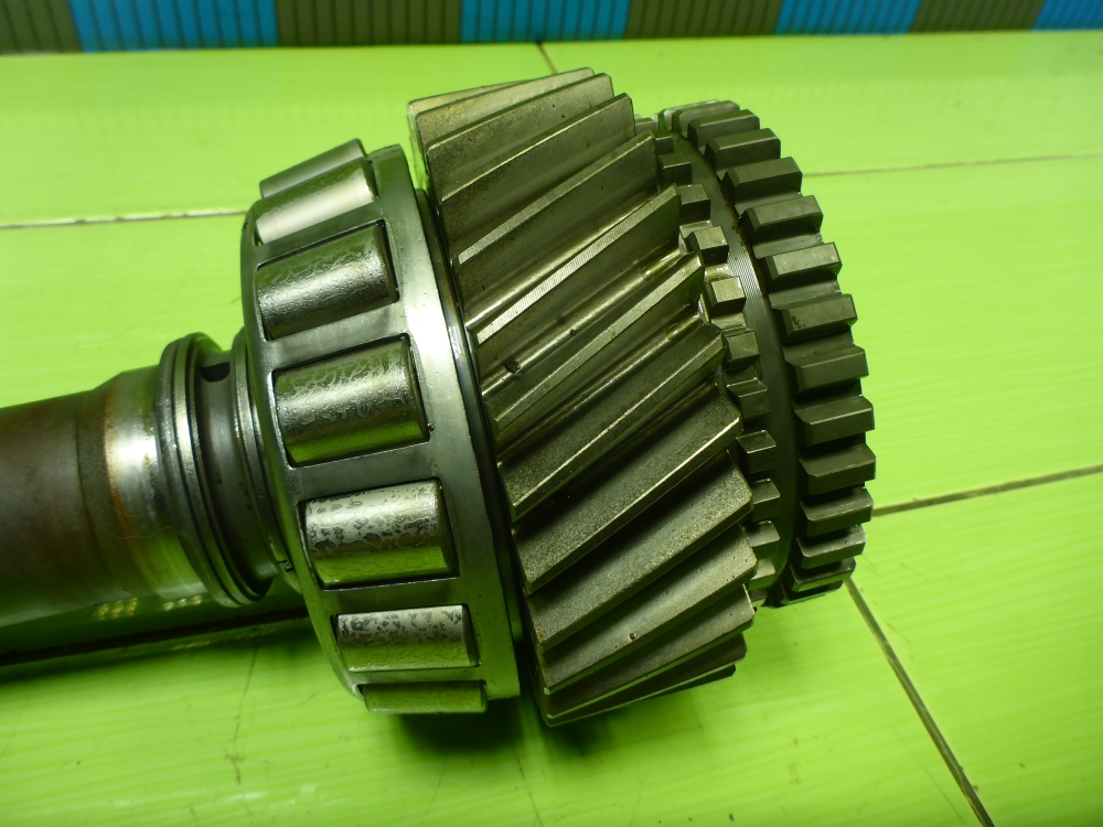 Первичный вал КПП