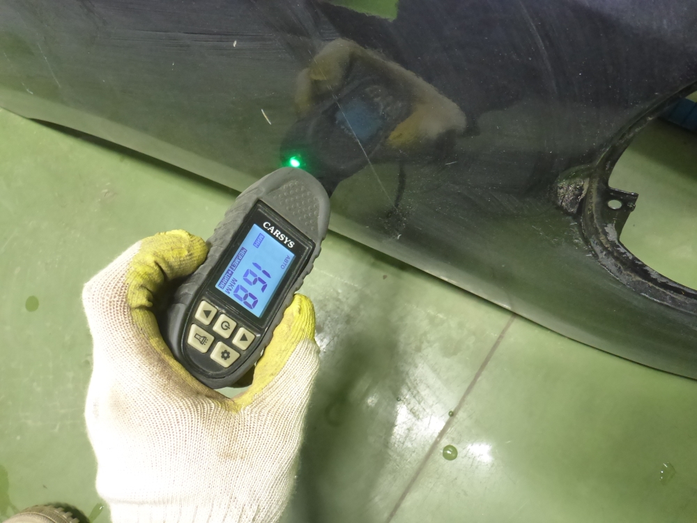 Крыло заднее правое