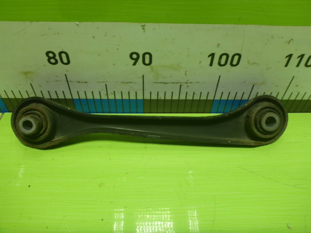 Тяга задняя поперечная