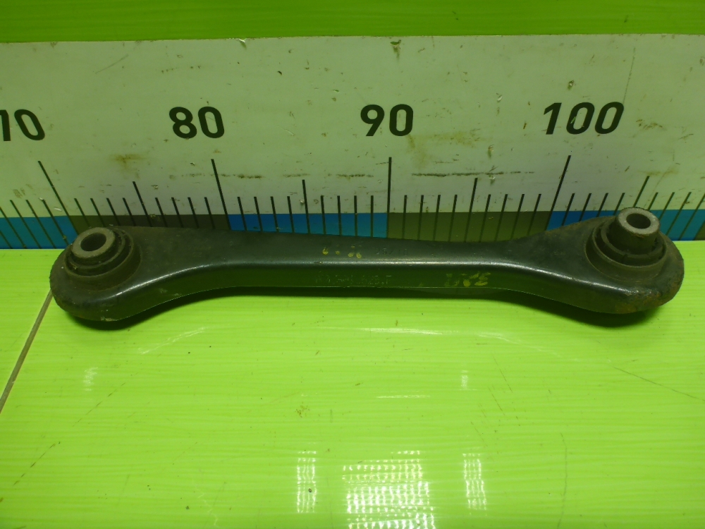 Тяга задняя поперечная