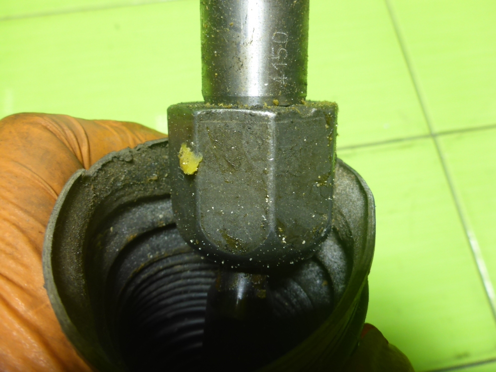 Тяга рулевая