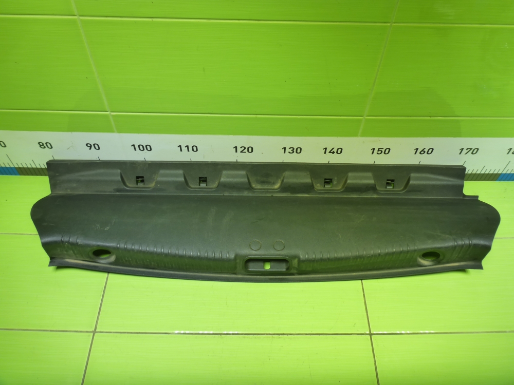 Обшивка багажника