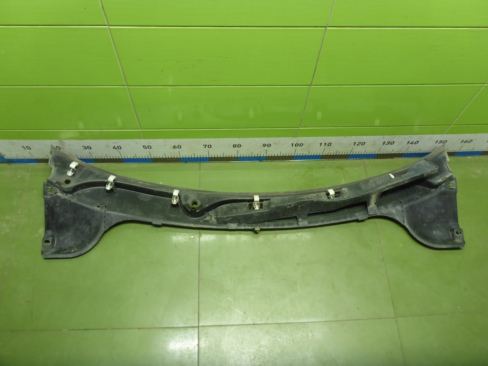 Решетка стеклоочистителей (Жабо)