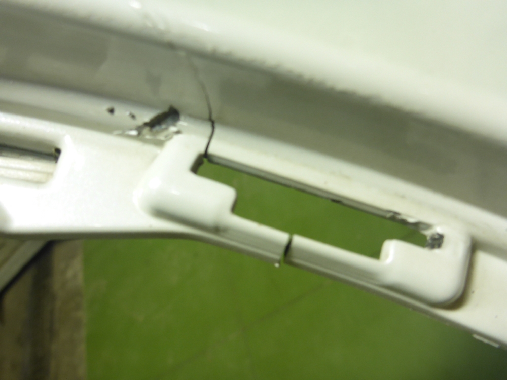 Бампер передний