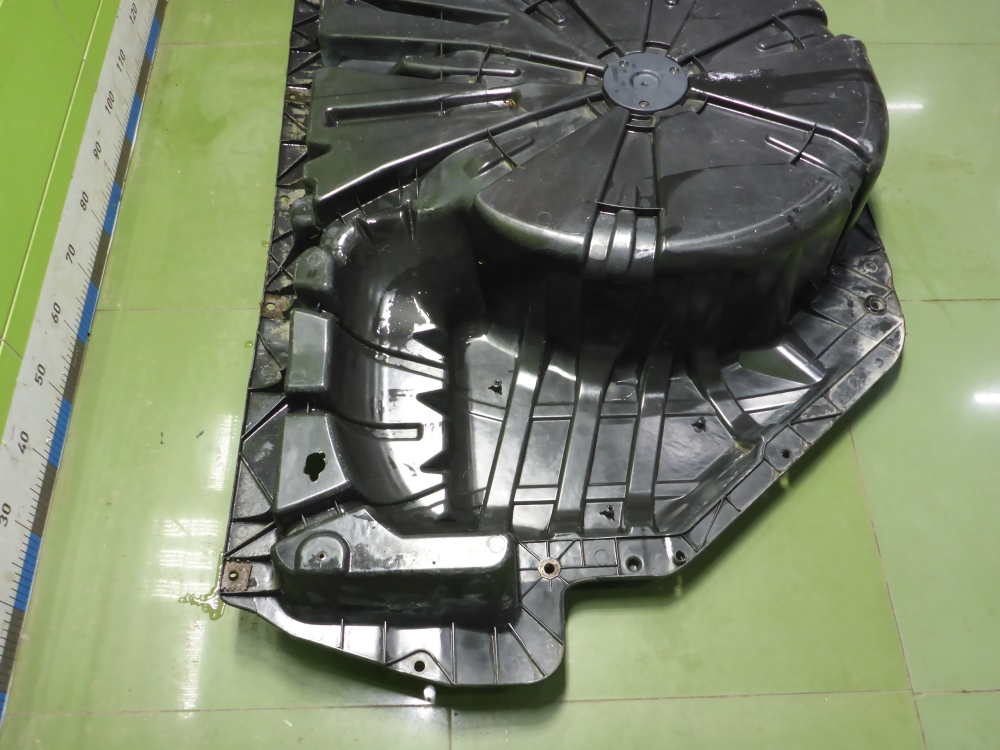 Ниша запасного колеса