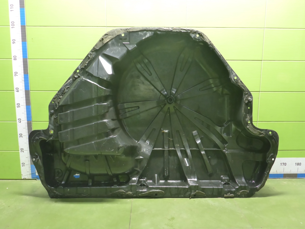 Ниша запасного колеса