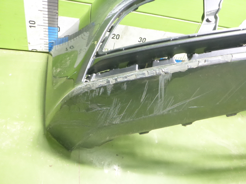 Бампер передний