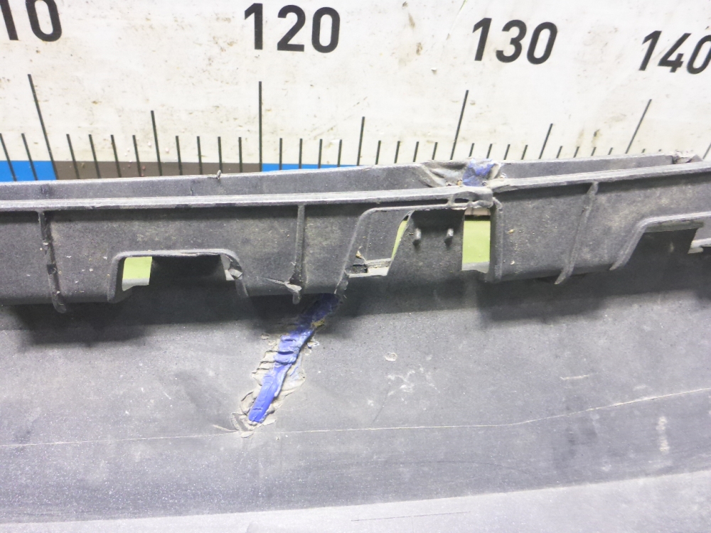 Бампер передний