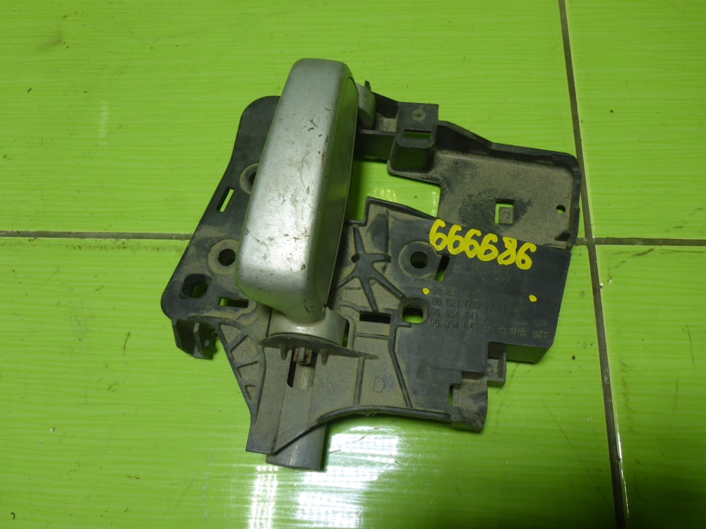 Ручка двери внутренняя