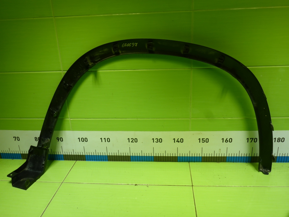 Накладка переднего крыла левого