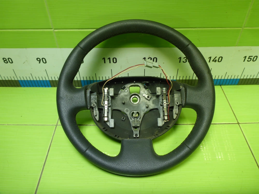 Рулевое колесо (руль)