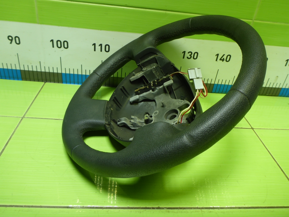 Рулевое колесо (руль)