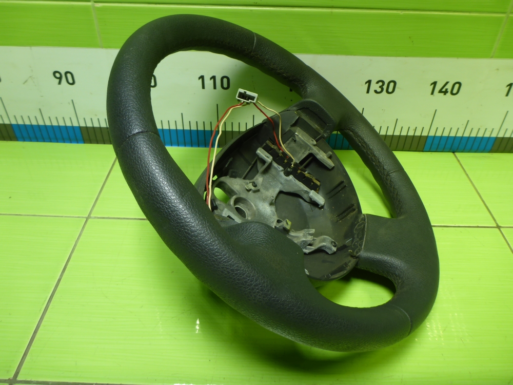 Рулевое колесо (руль)