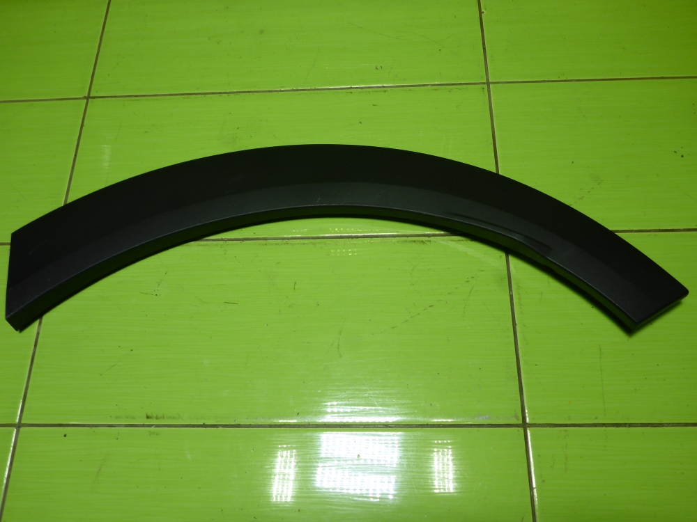 Накладка двери задней правой