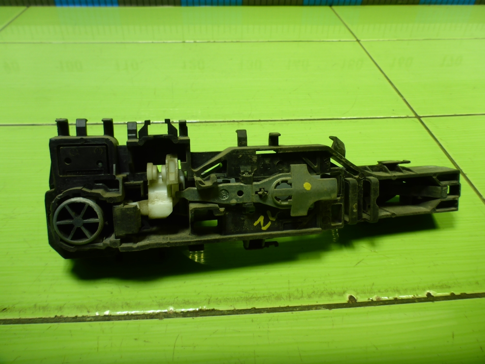 Ручка двери задней наружная левая