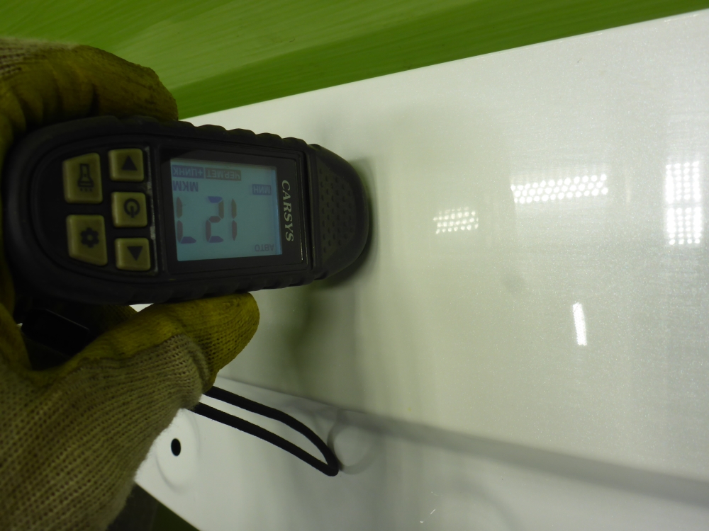 Дверь багажника