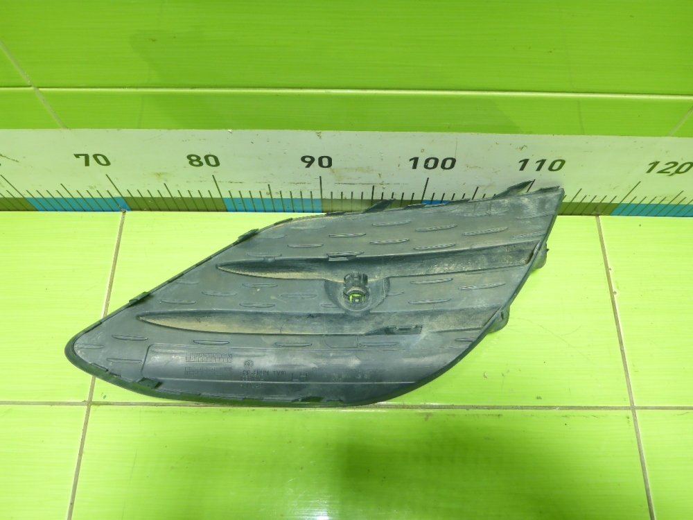 Решетка в бампер левая