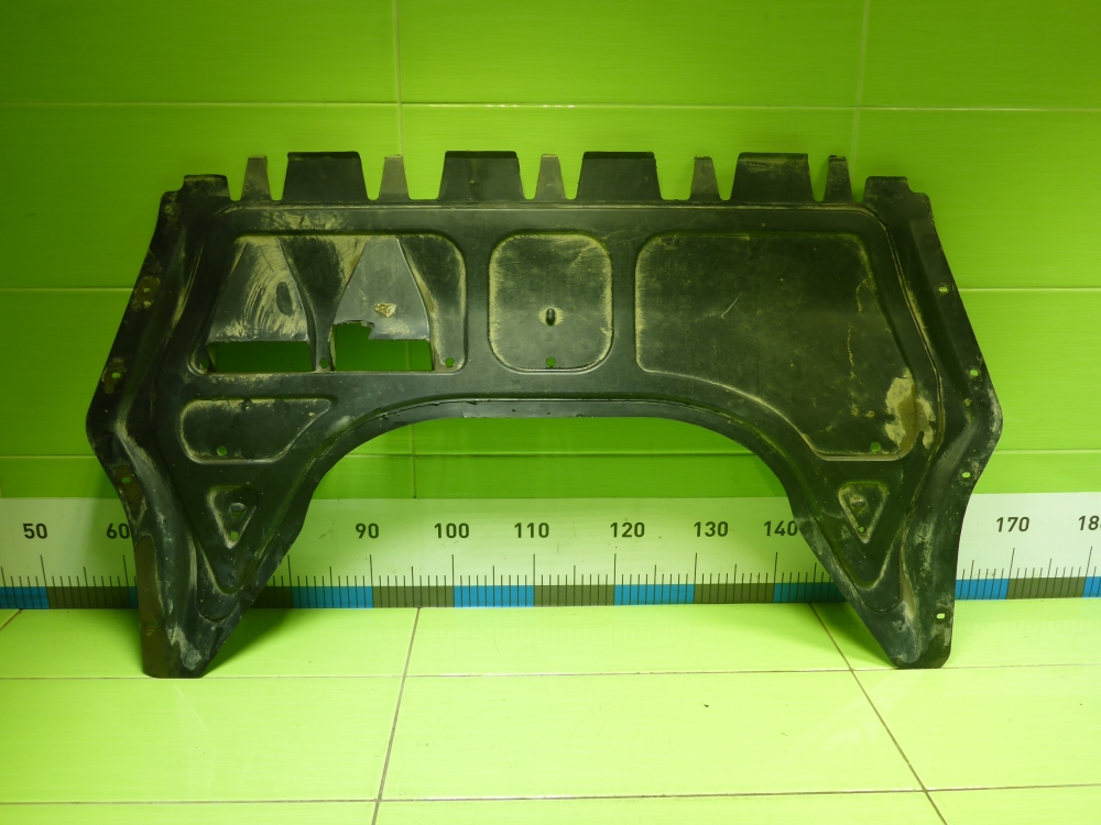 Пыльник двигателя