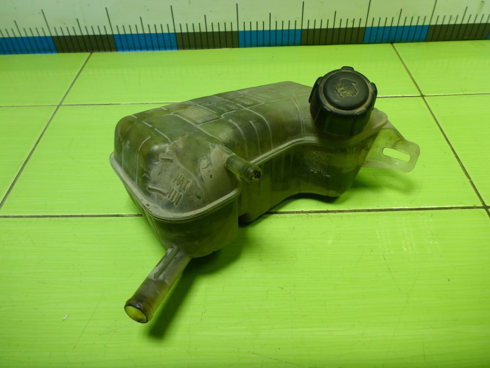 Бачок расширительный