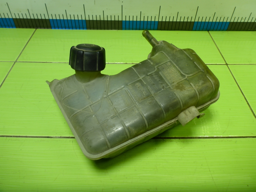 Бачок расширительный