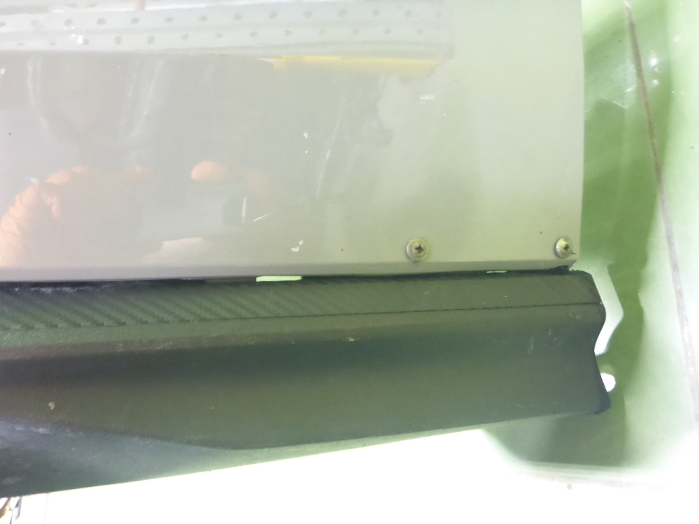 Бампер задний