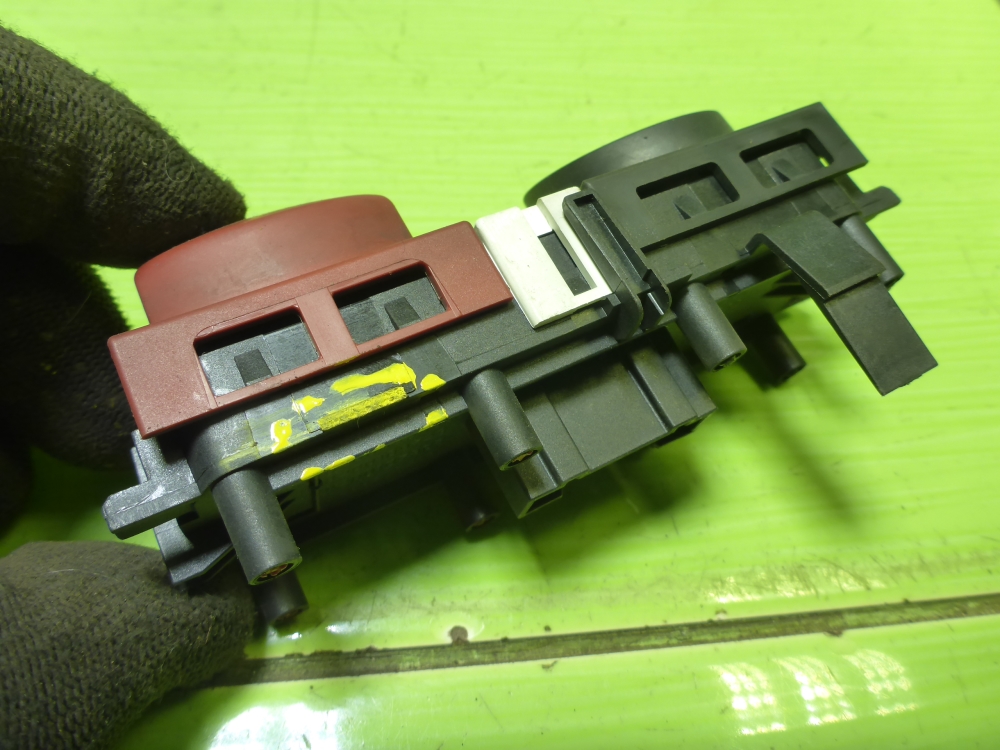 Кнопка аварийной остановки