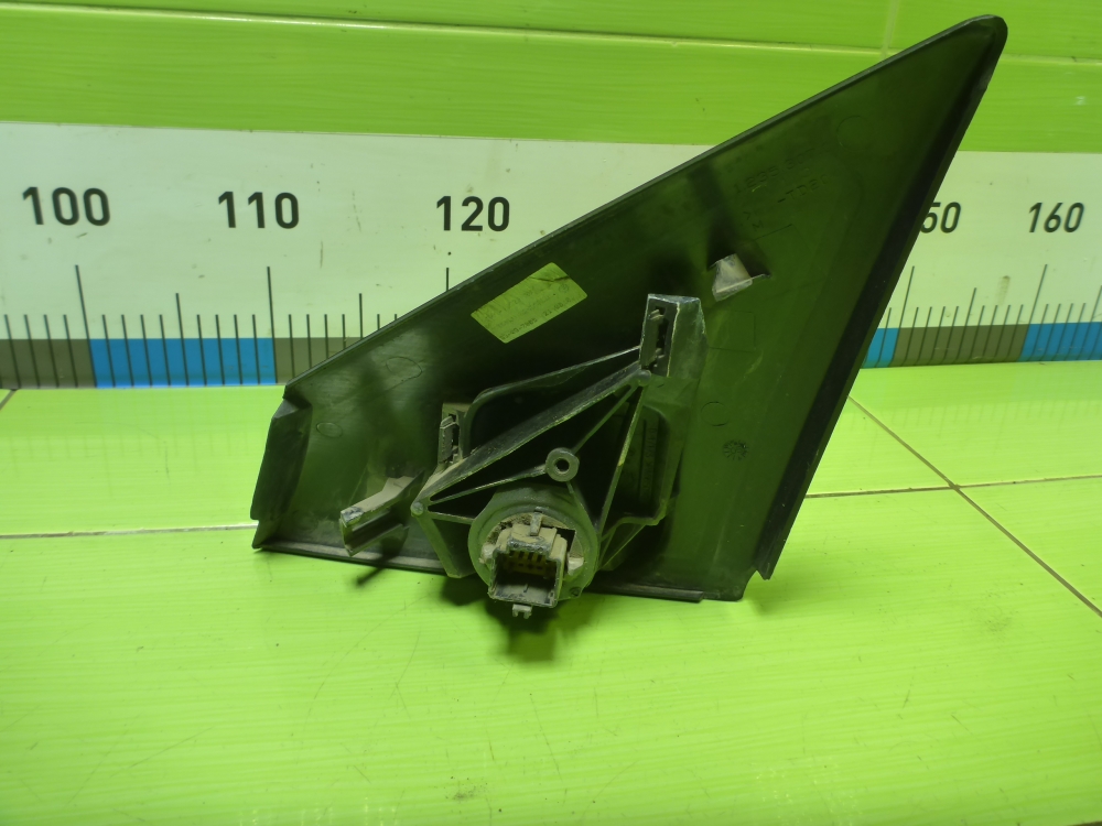 Зеркало правое электрическое