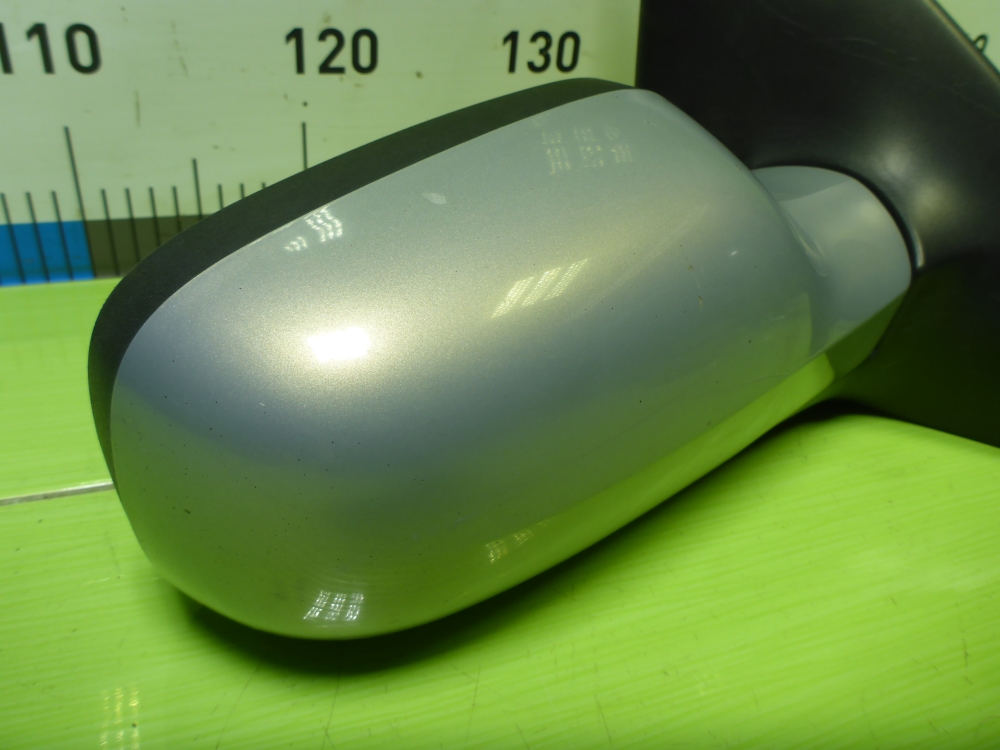 Зеркало правое электрическое