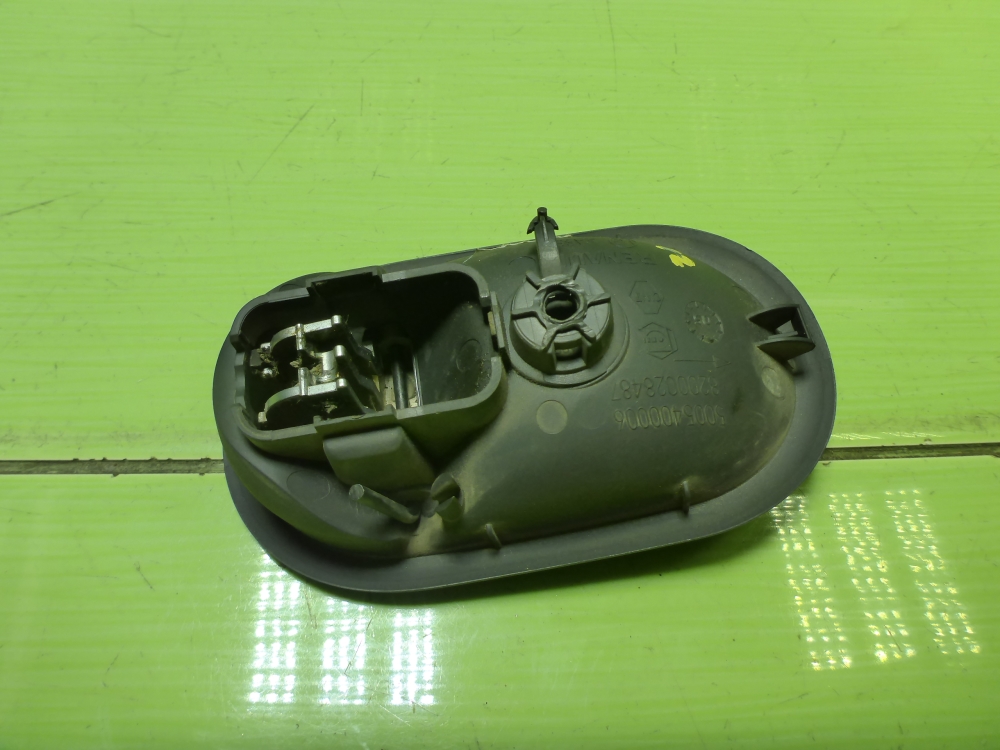 Ручка двери задней внутренняя левая