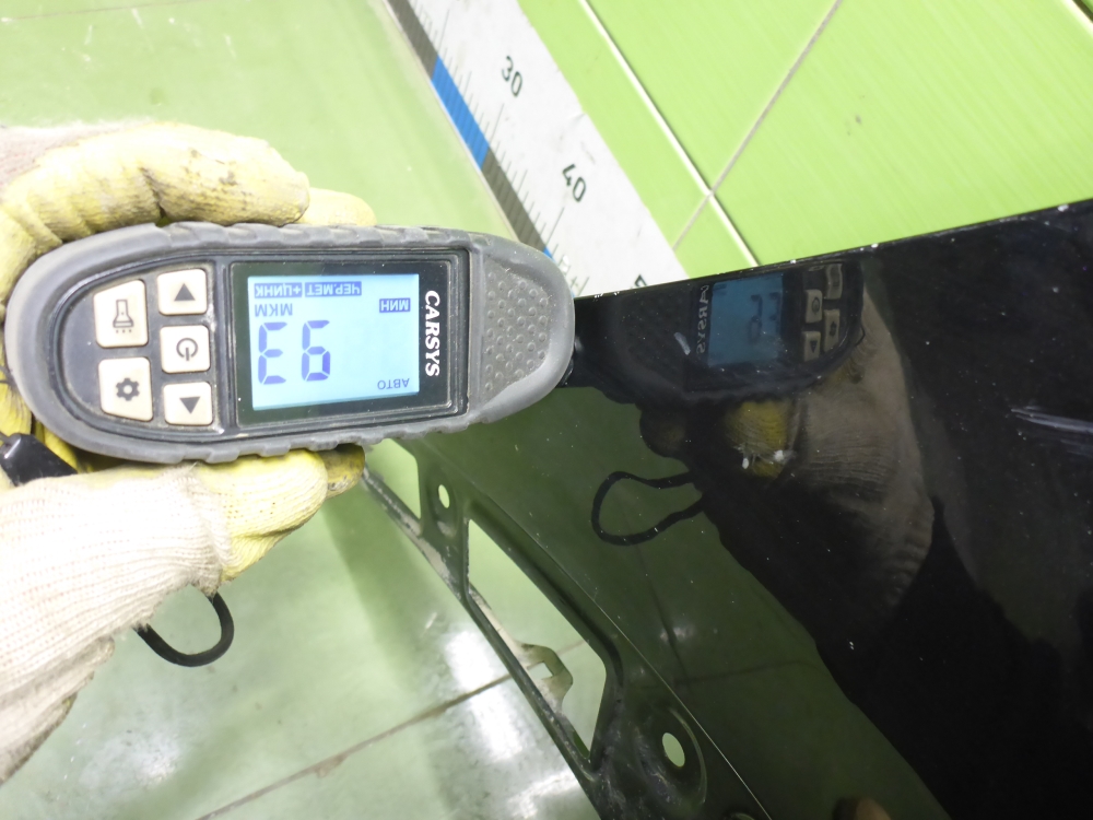 Крыло переднее правое