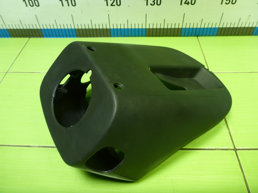 Кожух рулевой колонки