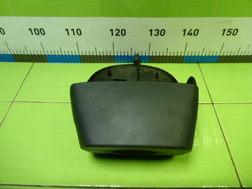 Кожух рулевой колонки