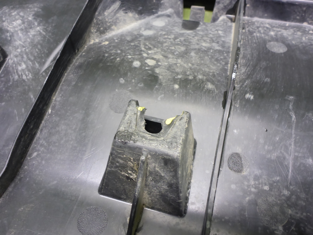 Защита антигравийная