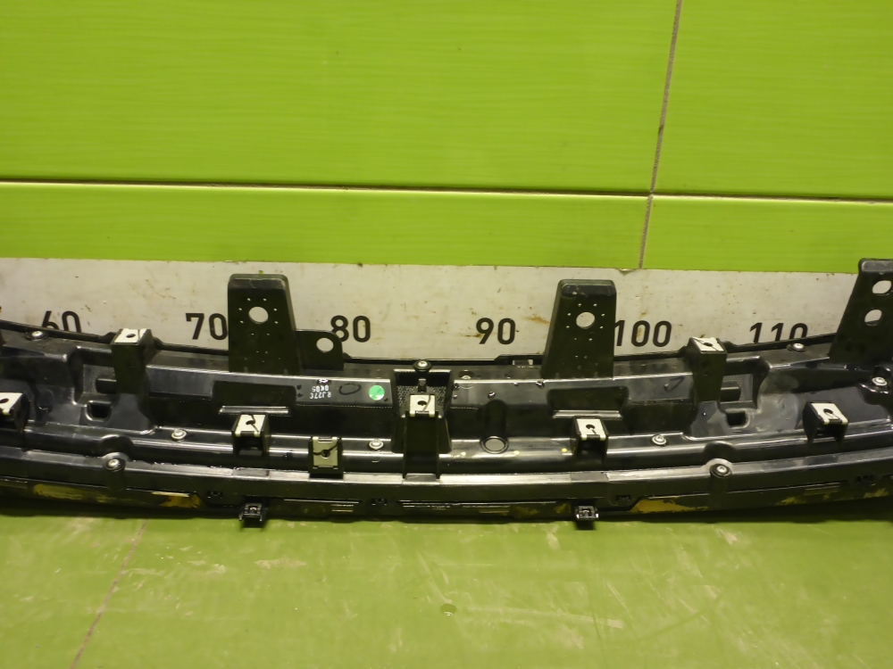 Накладка на решетку радиатора