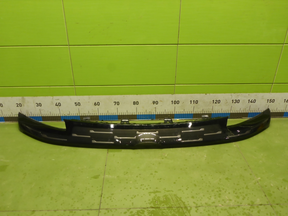 Накладка на решетку радиатора