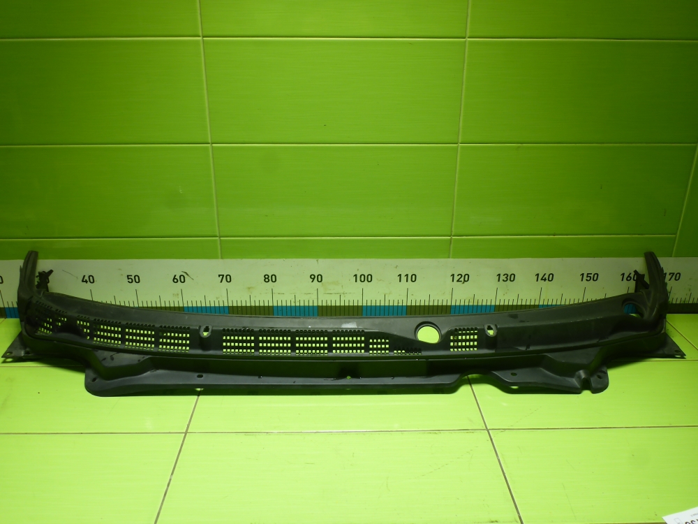 Решетка стеклоочистителей (Жабо)