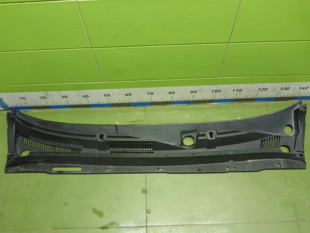 Решетка стеклоочистителей (Жабо)