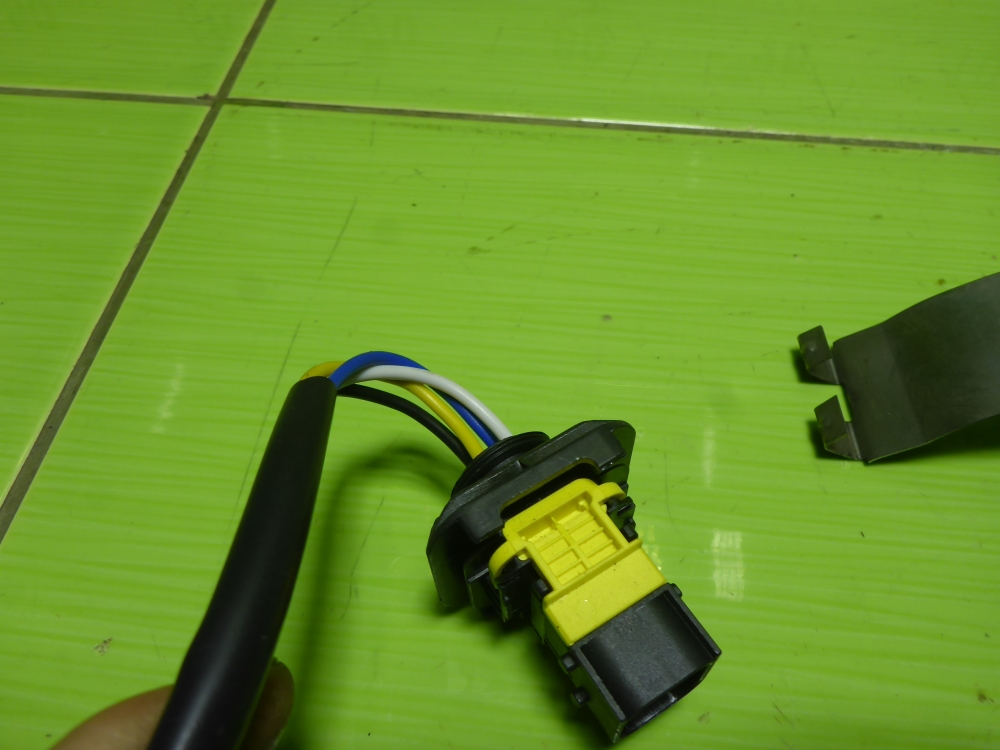 Моторчик стеклоочистителя передний