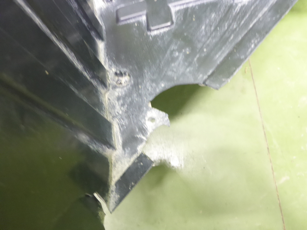 Локер передний правый