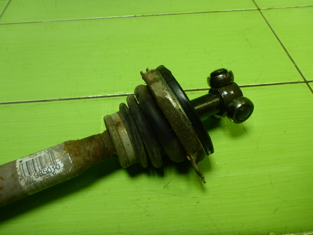 Полуось передняя левая